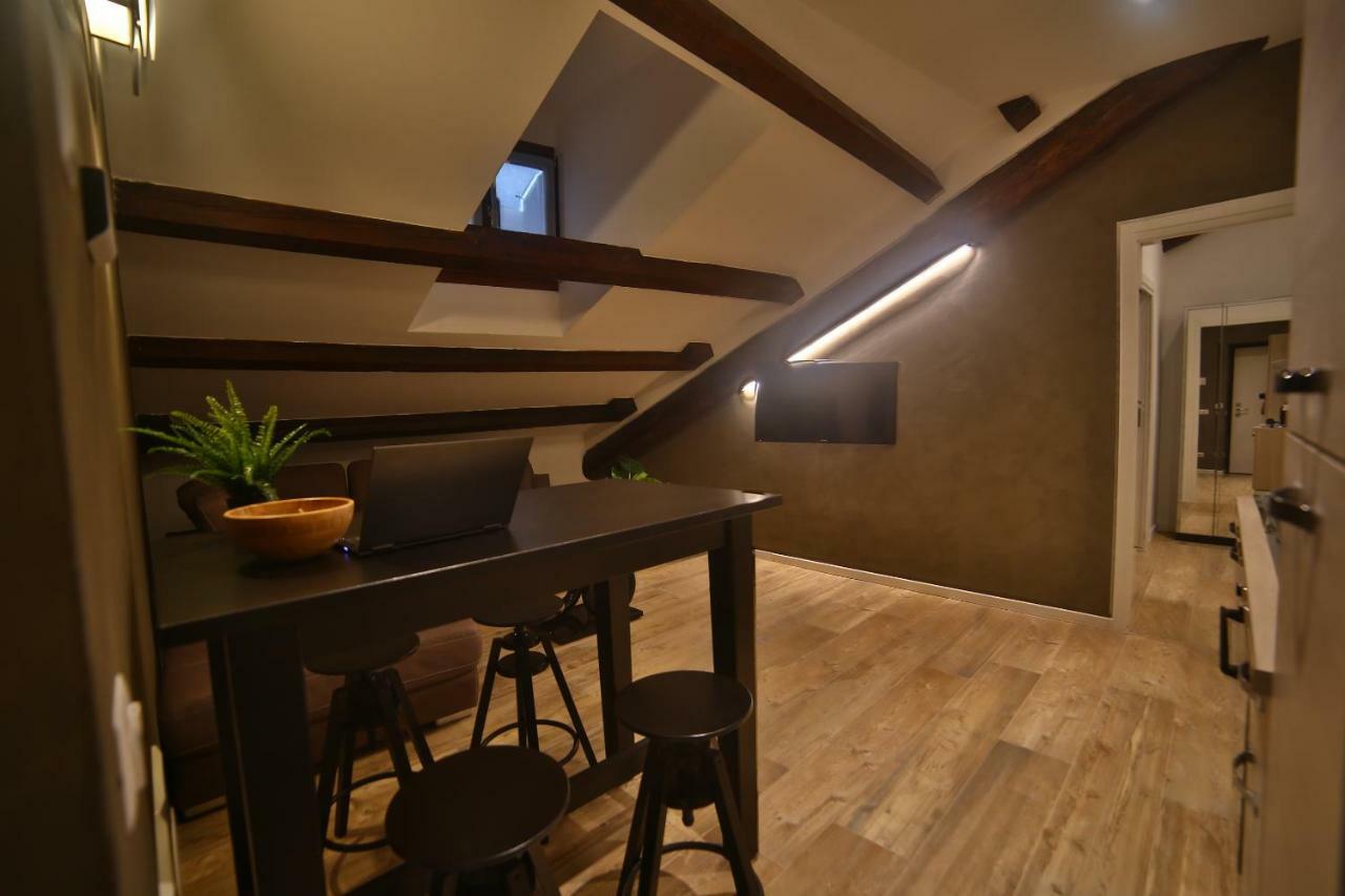 Appartement Moscova Attic Near Duomo *